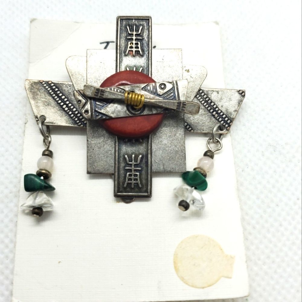 NWT Jasmine Oriental Style Brooch